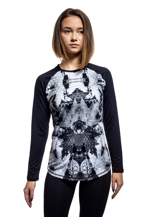 Дамска  тениска с дълъг реглан-ръкав обло деколте - Decade.shop